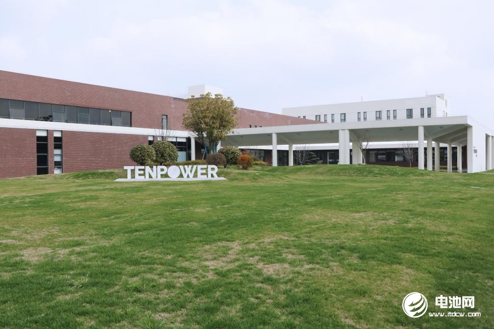 中國電池新能源產業鏈調研團一行參觀考察天鵬電源 中國電池新能源產業鏈調研團一行參觀考察天鵬電源