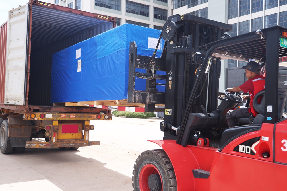 利元亨歐標高端注液機出貨法國 助力提高電池性能與安全