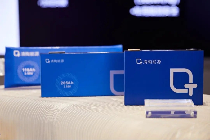 采用清陶能源半固態(tài)磷酸鐵鋰電池！這一儲能項目開建