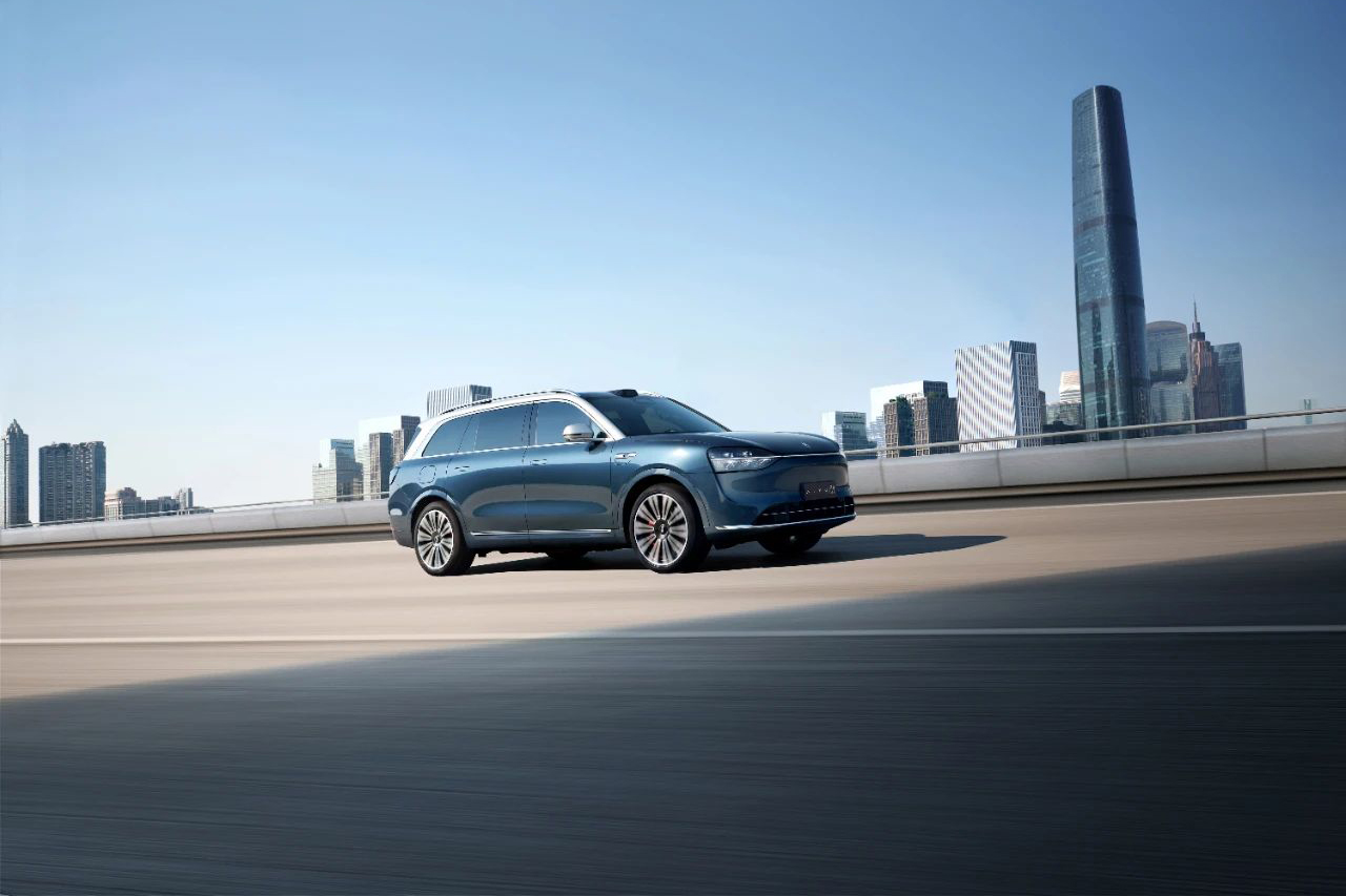 賽力斯豪擲超130億：收購(gòu)龍盛新能源100%股權(quán) 增資賽力斯汽車(chē)