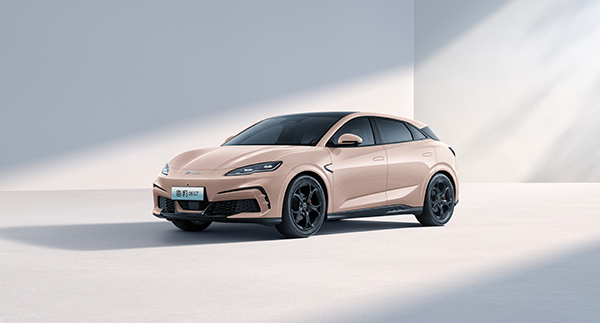 年輕人第一臺GT正式解鎖 比亞迪海豹06GT上市13.68萬元起