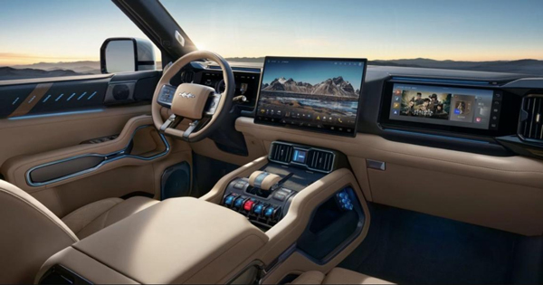 國(guó)貨旗艦來(lái)了！比亞迪華為聯(lián)合發(fā)布方程豹 豹8上市，售價(jià)37.98萬(wàn)元起