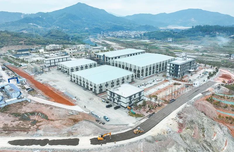 總投資超25億元！福建龍巖高純碳基材料制造項目即將試產