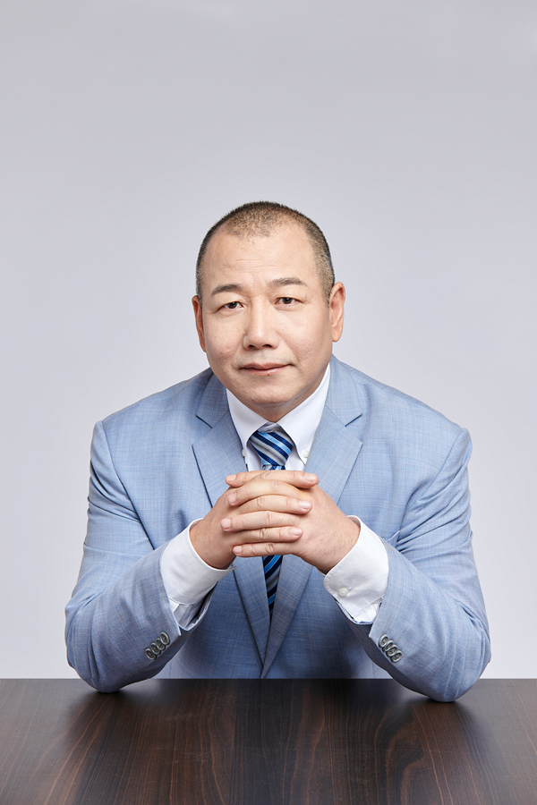 深圳市豪鵬科技股份有限公司 董事長(zhǎng)兼總經(jīng)理 潘黨育