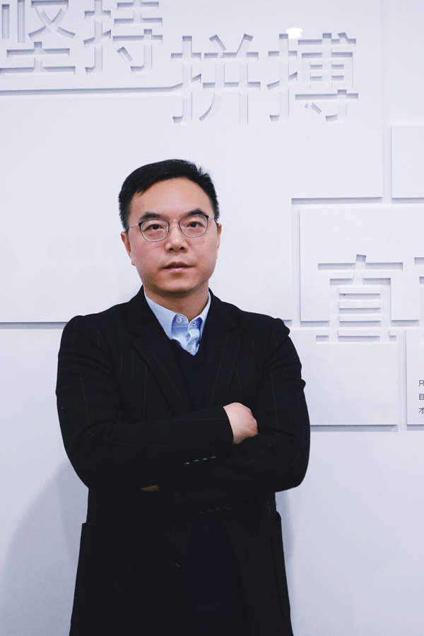 江蘇隱功科技有限公司 總經(jīng)理 朱健 江蘇隱功科技有限公司 總經(jīng)理 朱健