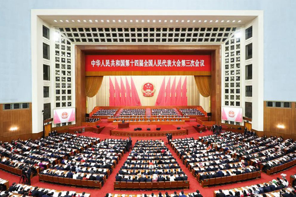 總理點名智能網聯新能源汽車！今年政府工作任務→