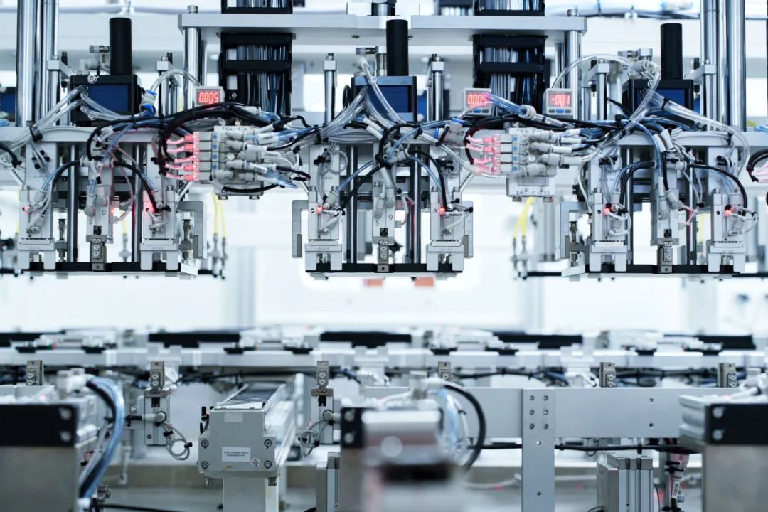 【一周項目動態】多個電池回收項目更新動態！晶科能源和億緯鋰能量產電芯