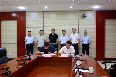 一新能源鋰電池及新材料項(xiàng)目簽約河南郟縣