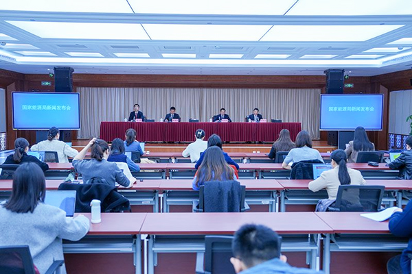 國家能源局：我國新型能源體系建設穩步推進 風電、光伏部分產品價格回升